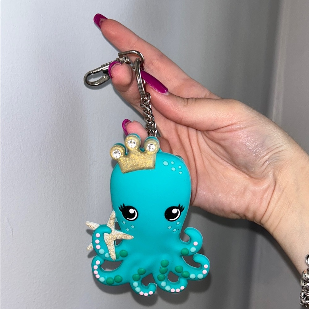 Bath & Body Works Teal Octopus Hand Sanitizer Keychain
